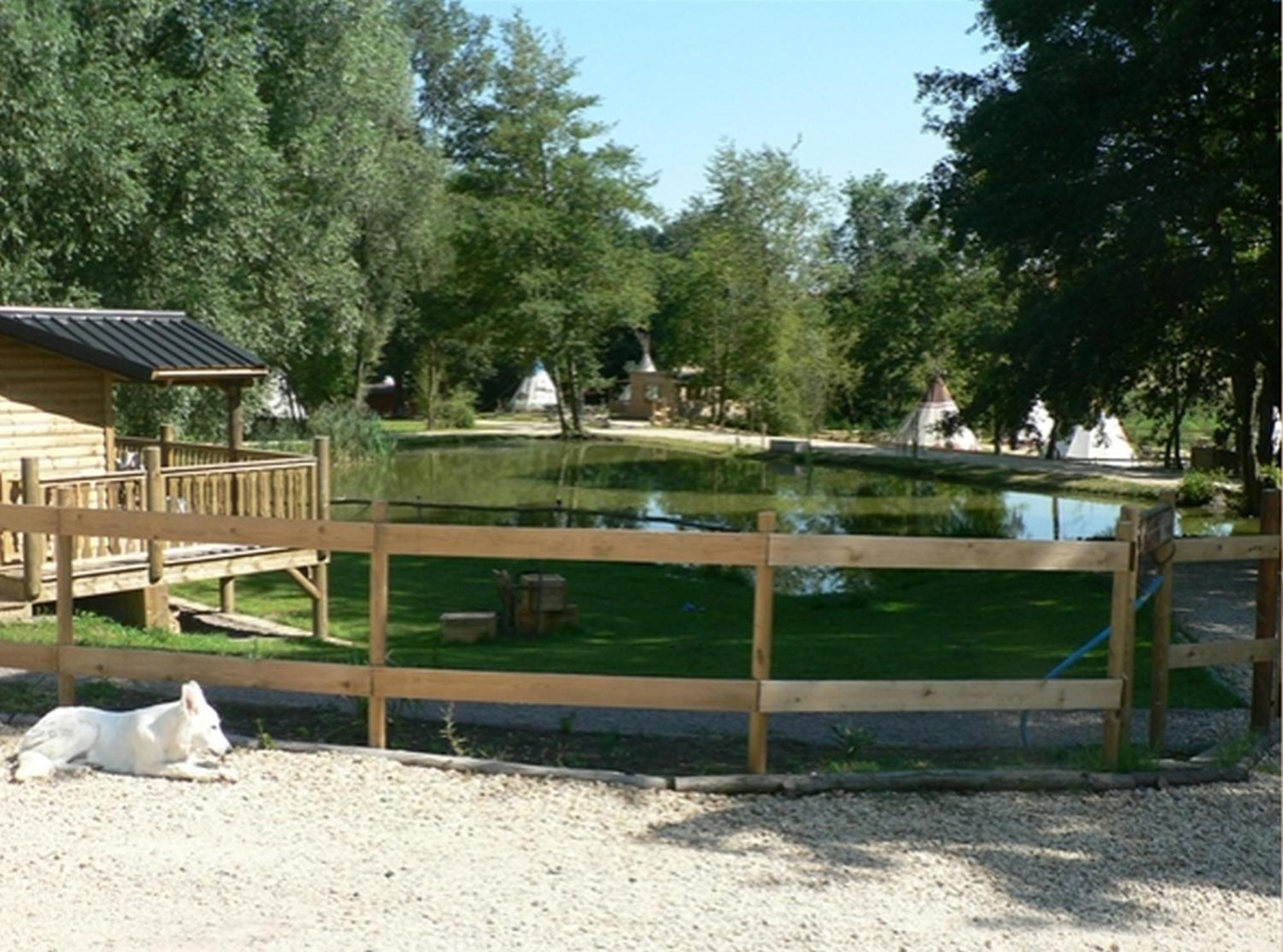 Hotel Etangs Du Moulin Suzy Exteriér fotografie