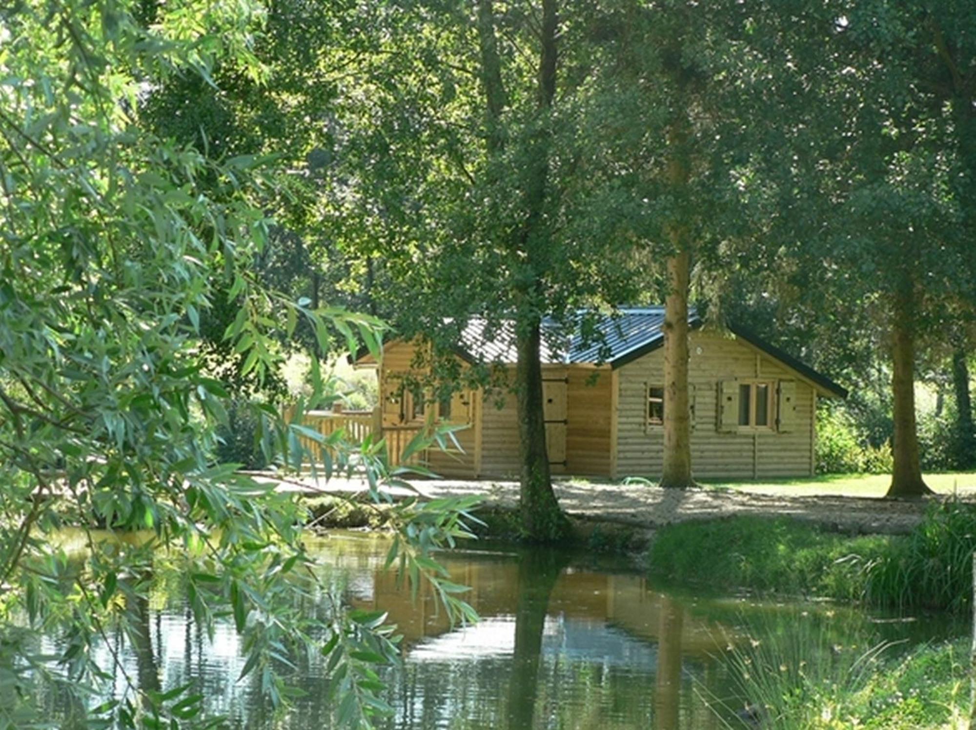 Hotel Etangs Du Moulin Suzy Exteriér fotografie