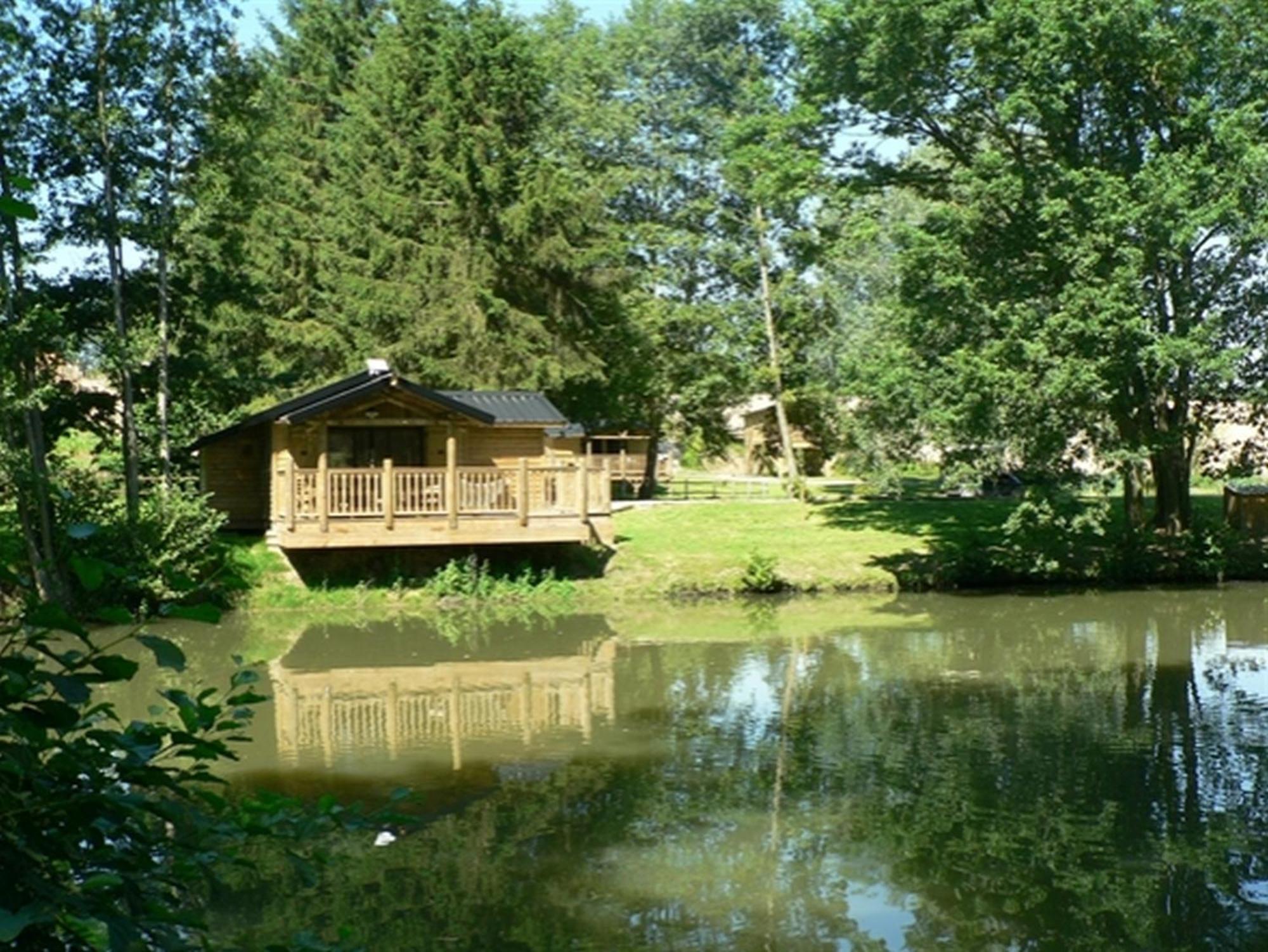 Hotel Etangs Du Moulin Suzy Exteriér fotografie
